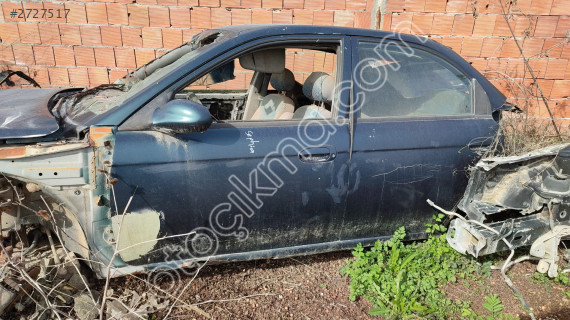Kia sephia sol ön ve arka kapı