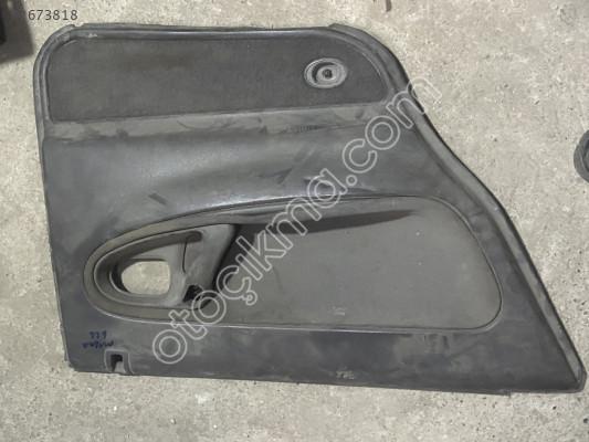 Mazda 626 sol arka kapı döşemesi