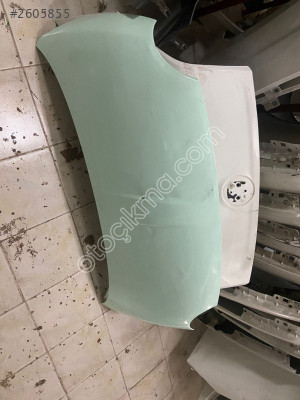 Fiat 500 L  Kaput