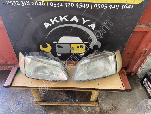 Megane 1 Sol Far Valeo Çıkma