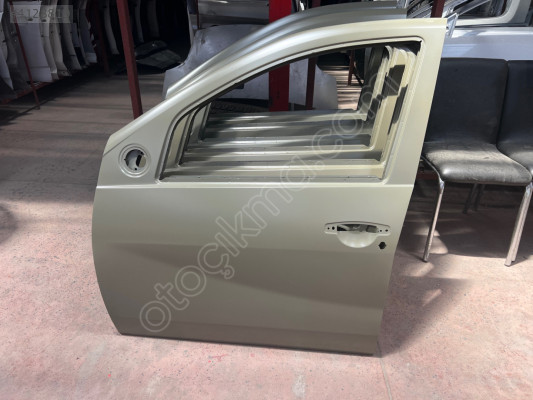 DACİA DUSTER SOL ÖN KAPI ORJİNAL SIFIR
