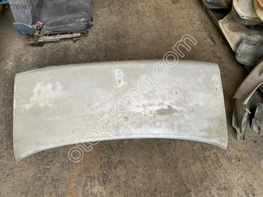 MİTSUBİSHİ LANCER BAGAJ REFLEKTÖRÜ 1990 MODEL ORJİNAL