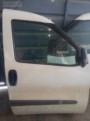 Fiat Doblo 4 Sağ Ön Kapı
