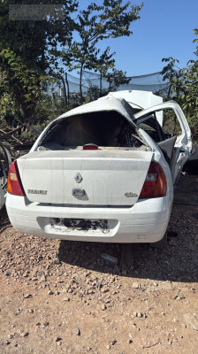 Clio 2 sedan bagaj kapak