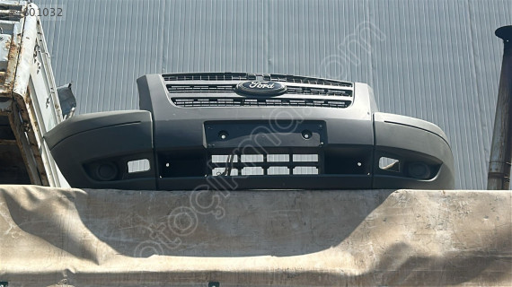 Ford transit çıkma ön tampon