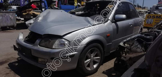 Mazda 323 sol sinyal