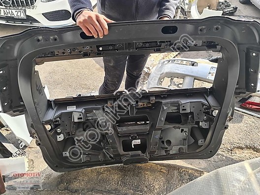 CİTROËN C5 AIRCROSS ARKA BAGAJ KAPUTU ORJİNAL HATASIZ