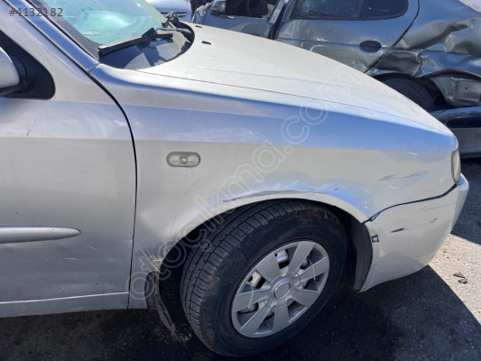 Chery Taxim sağ ön çamurluk