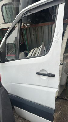 MERCEDES SPRİNTER SOL ÖN KAPI KONUK OTOMOTİV