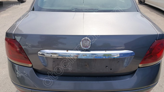Fiat Linea bagaj kapağı