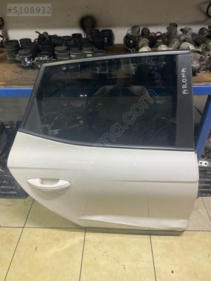SEAT ARONA SAĞ ARKA KAPI