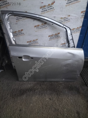 Opel Astra j Sağ ön kapi çikma 2012 2018