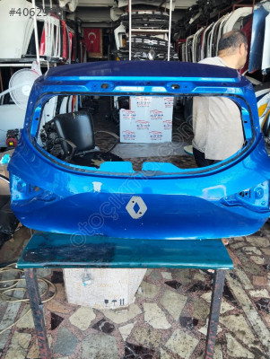 Renault clio 5 bağaj kapağı mavi