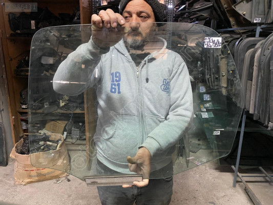 OPEL CORSA B SOL ARKA KAPI CAMI ORJİNAL ÇIKMA 96-02 MODEL