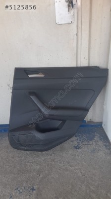 volkswagen taigo sağ arka kapı döşemesi