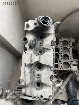 Audi a3 1.6 tdi Külbüratör kapağı