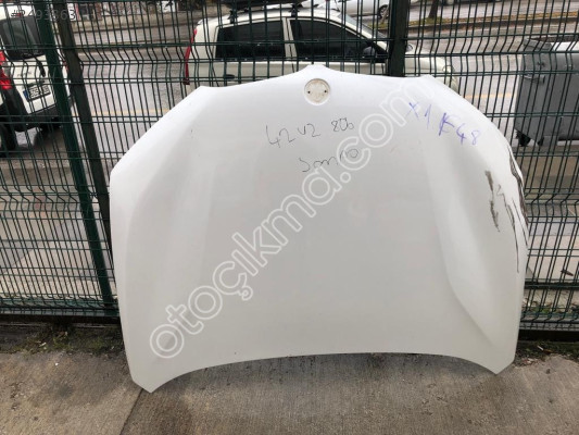 BMW X1 F48 ÖN KAPUT