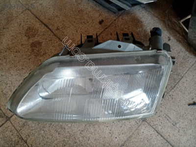 RENAULT LAGUNA SOL ÖN FAR 1994-2000 ÇIKMA PARÇA