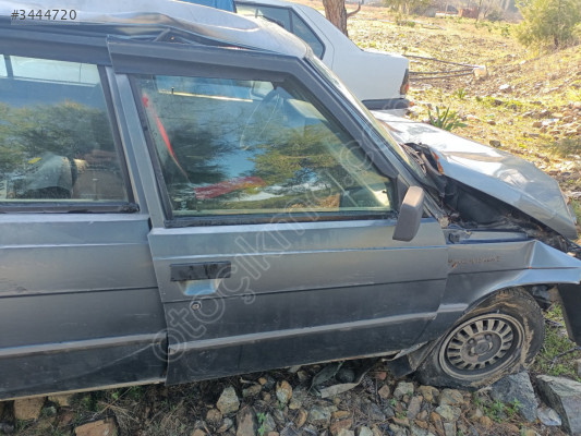 RENAULT R9 SAĞ ÖN KAPI