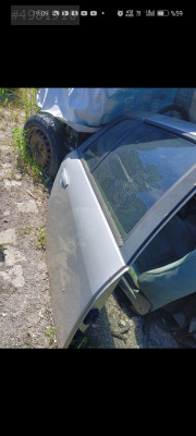 Renault Symbol sag arka kapi