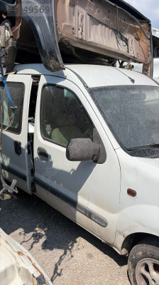 RENAULT KANGOO SAĞ ARKA KAPI