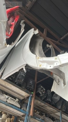 MERCEDES SPRİNTER SAĞ ÖN ÇAMURLUK