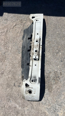 Ford transit ön tampon demiri