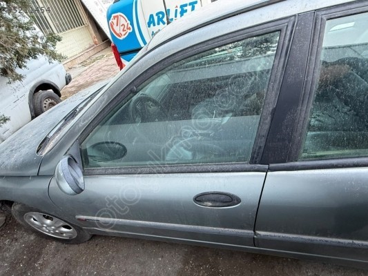 ÇIKMA RENAULT LAGUNA 1 SOL ÖN KAPI KİLİDİ