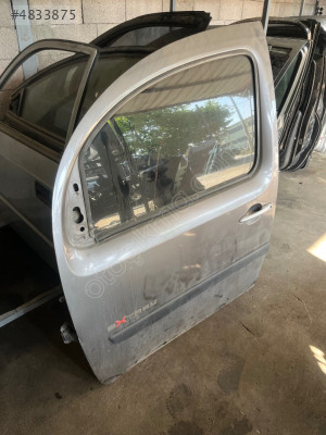 RENAULT KANGOO 3 SOL ÖN KAPI