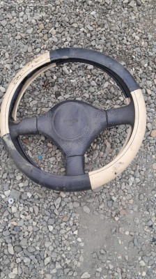Mazda 323 direksiyon simidi