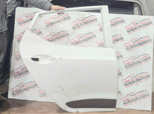 HYUNDAİ İ10 BEYAZ SAĞ ARKA KAPI ORJINAL