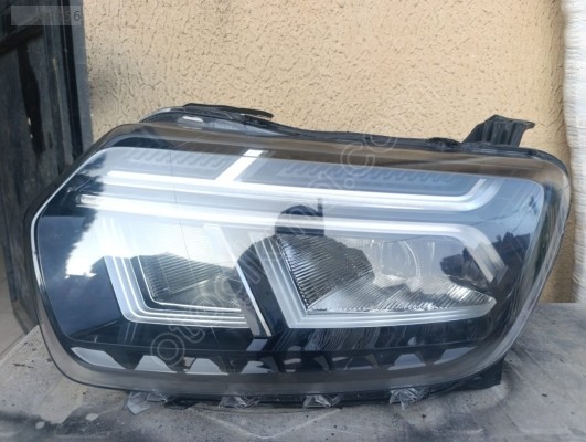 DACİA DUSTER SOL FAR LEDLİ ORJİNAL ÇIKMA