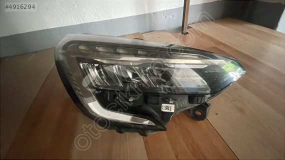 Renault Clio 5 Orjinal çıkma sağ far