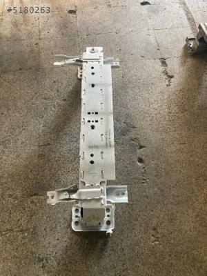 Ford corier ön tampon demiri