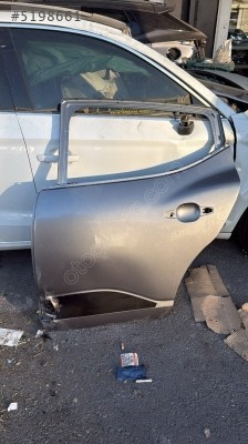 Dacia sandero stepway sol arka kapı