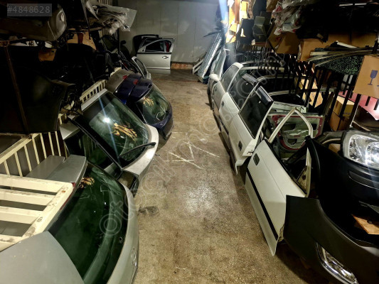 ÖZMEN OPEL CORSA D ÇIKMA SAĞ SOL ÖN ARKA KAPI