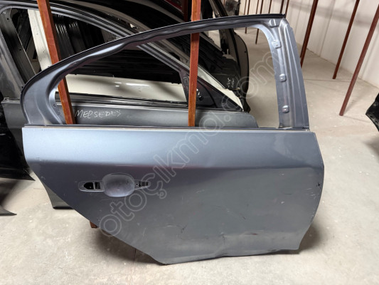 VOLVO S60 ÇIKMA ORJİNAL SAĞ ARKA KAPI N2