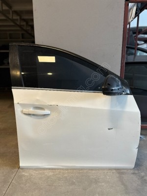 CHEVROLET CRUZE SAĞ ÖN KAPI DOLU