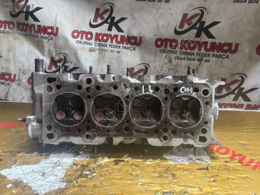 Honda civic 1.6 silindir kapağı
