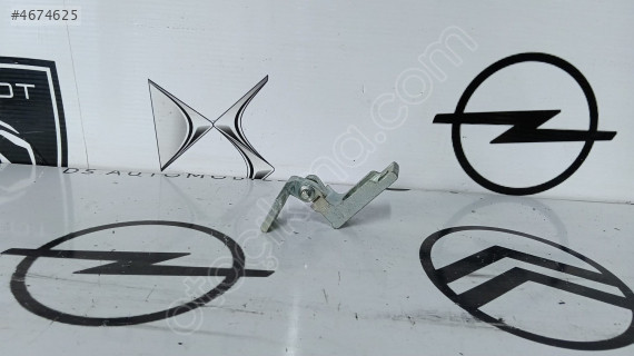 OPEL CORSA D, CORSA E SOL ÖN KAPI ALT MENTEŞESİ GM 13180569
