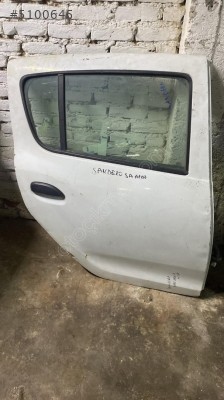 DACİA SANDERO SAĞ ARKA KAPI