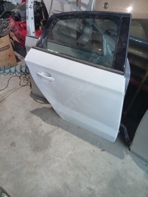 Hatasız sağ arka kapı Audi A3