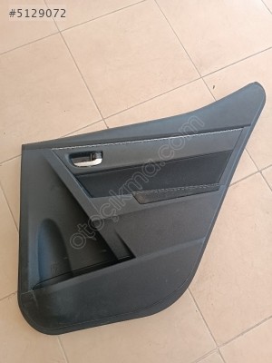 Corolla 2017 sağ arka kapı döşemesi