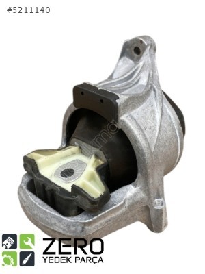 8W0199371DB Sol Motor Kulağı Audi A4 A5