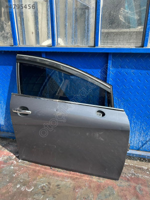 SEAT LEON HATASIZ SÖKME  SAĞ ÖN KAPI