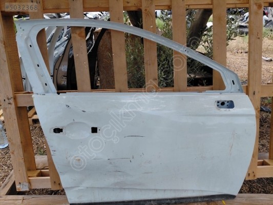 RENAULT CLİO 5 SAĞ ÖN KAPI