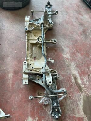 VOLKSWAGEN GOLF 6 MOTOR TRAVERS