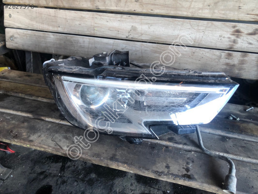 Audi A3 sağ far