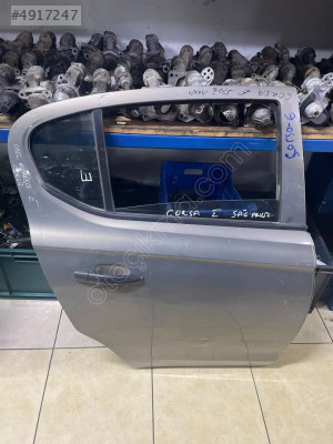 OPEL CORSA E SAĞ ARKA KAPI