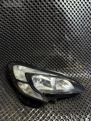 OPEL CORSA E SAĞ FAR